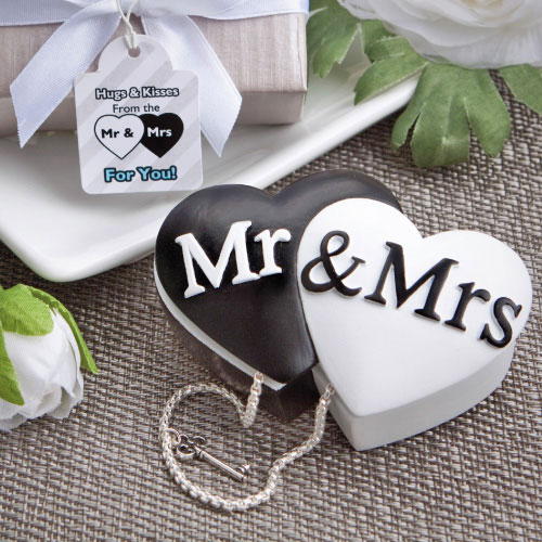 Mr & Mrs Interlocking Hearts Design Trinket Curio Box
