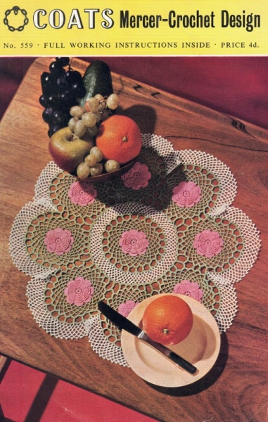 Vintage Coats Crochet Pattern 559 - Ring of Roses Doily