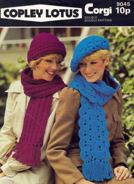 Vintage Copley Knitting Pattern No 9045: Two Hats & Scarves