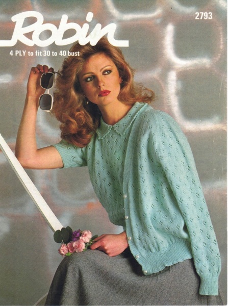 Vintage Robin Knitting Pattern 2793 - Ladies Twin Set