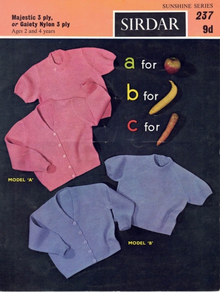 Vintage Sirdar Knitting Pattern No 237: Girl's Twin Set