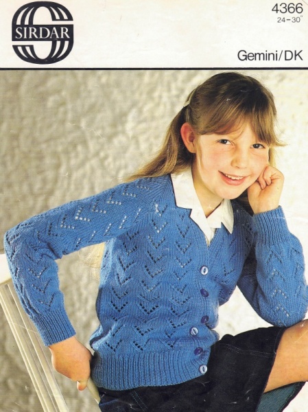 Vintage Sirdar Knitting Pattern No 4366: Girls Cardigan