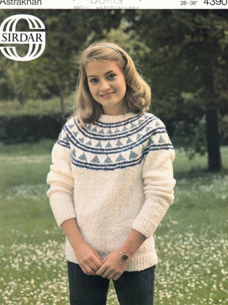 Vintage Sirdar Knitting Pattern No 4390: Lady's Sweater