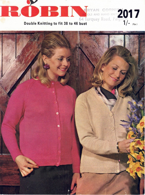 Vintage Robin Knitting Pattern 2017 - Ladies Cardigan