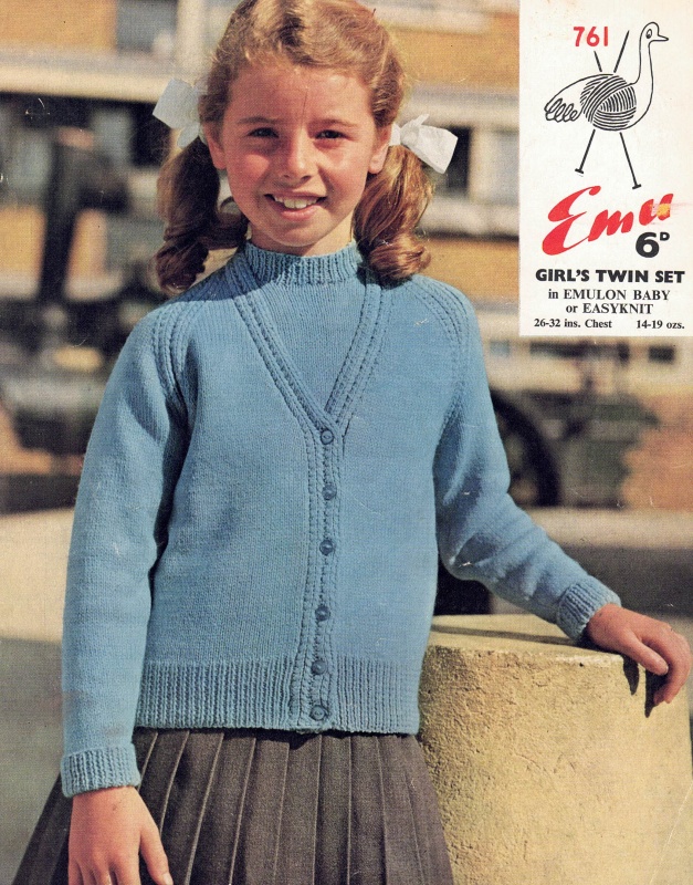 Vintage Emu Knitting Pattern 761 - Girls Twin Set