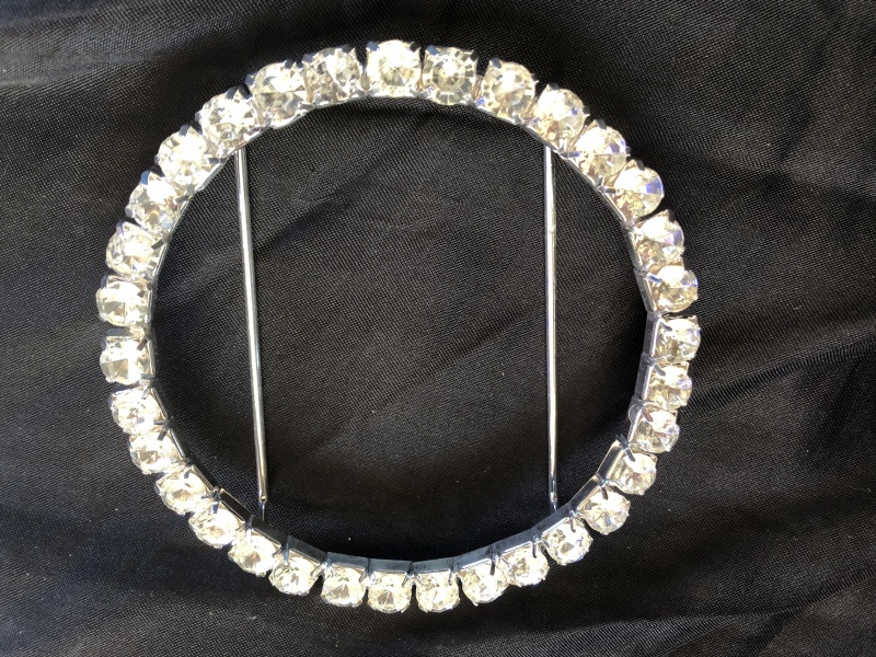 Round Buckle with Diamante Embellishment