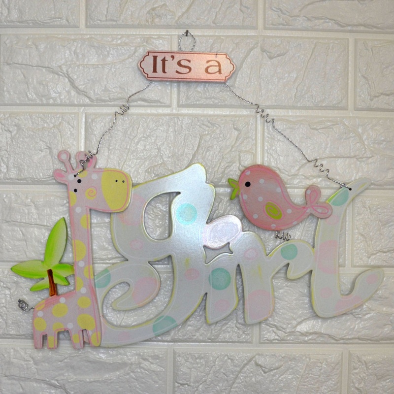 'It's A Girl' Wooden Sign ~ Baby Shower / Nursery