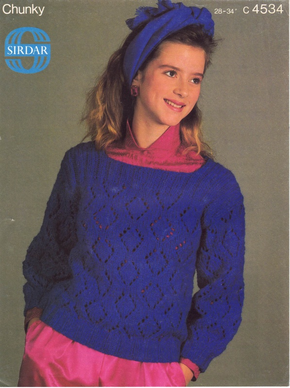 Vintage Sirdar Knitting Pattern No 4534: Lady's Sweater