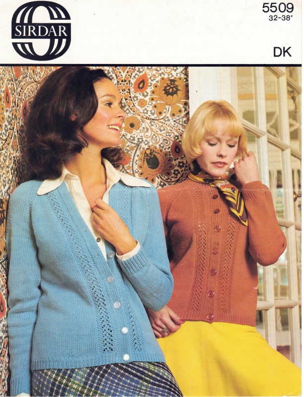 Vintage Sirdar Knitting Pattern No 5509: Lady's Round & V-Neck Cardigans