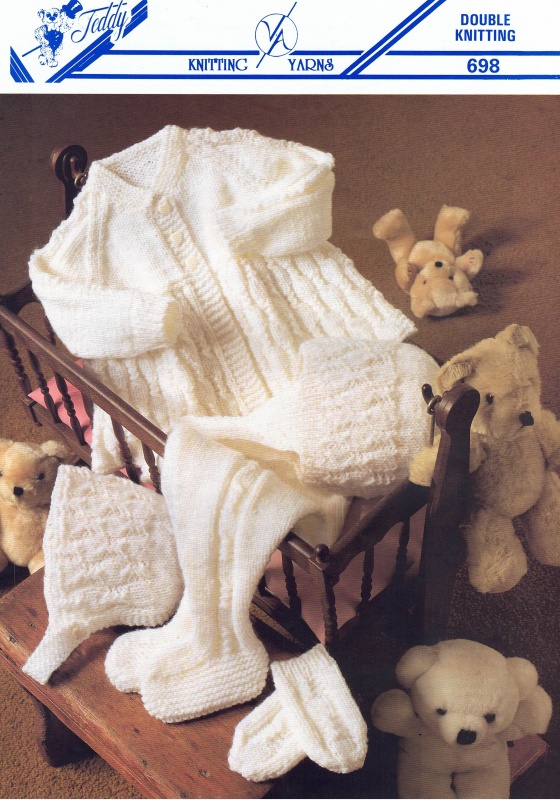 Vintage Teddy Knitting Pattern No 698: Baby Set