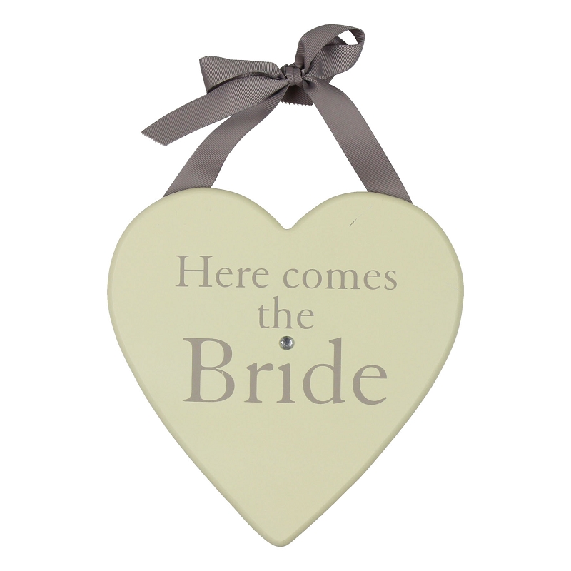 Amore Hanging Heart Plaque ~ Here comes the Bride'